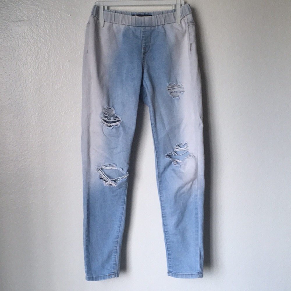 Ripped JEAN JEGGINGS SIZE S (FITS XS)